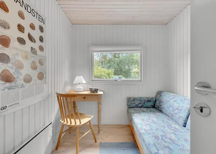 Three-bedroom In Vakantiehuis Nordenbro Vesteregn