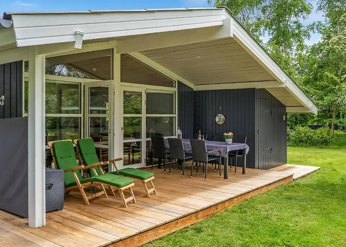 Dom wakacyjny Three-bedroom In